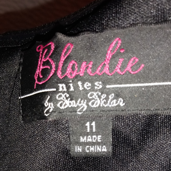 Blondie nites Prom gown - Picture 3 of 5